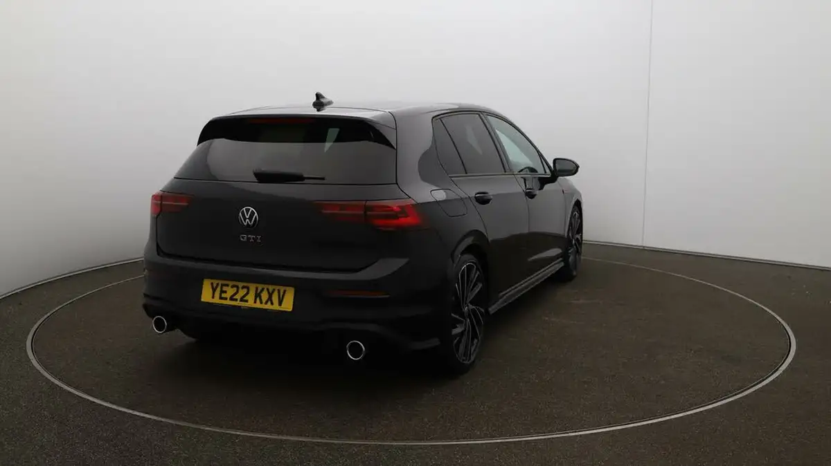 2022-volkswagen-golf-20-tsi-gti-dsg-big-56