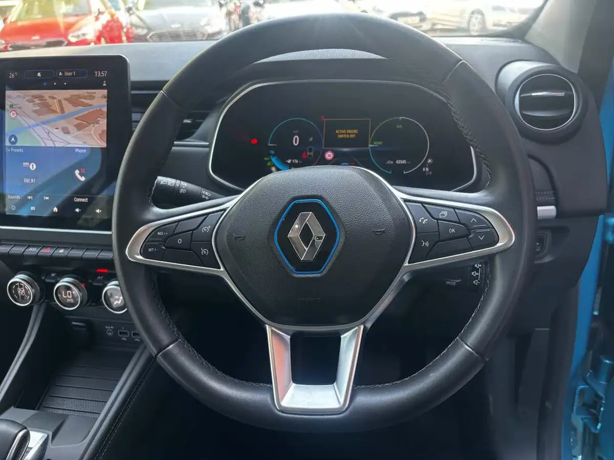2020-renault-zoe-e-i-gt-line-rapid-charge-big-17