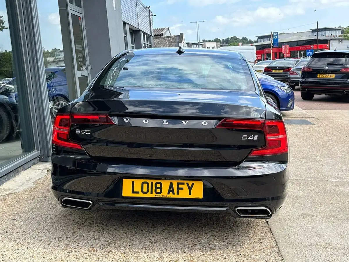 2018-volvo-s90-20td-d4-r-design-big-10