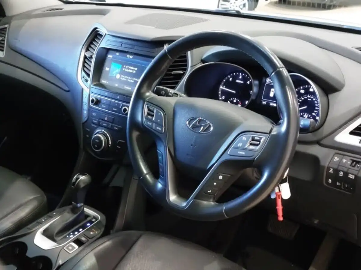 2017-hyundai-santa-fe-22-crdi-premium-22-crdi-200ps-blue-drive-isg-7st-auto-big-11