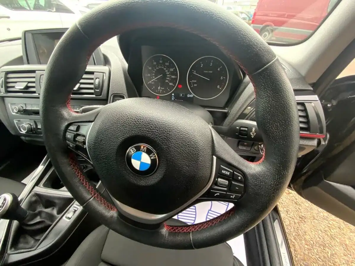 2015-bmw-1-series-20td-116d-sport-5d-big-18