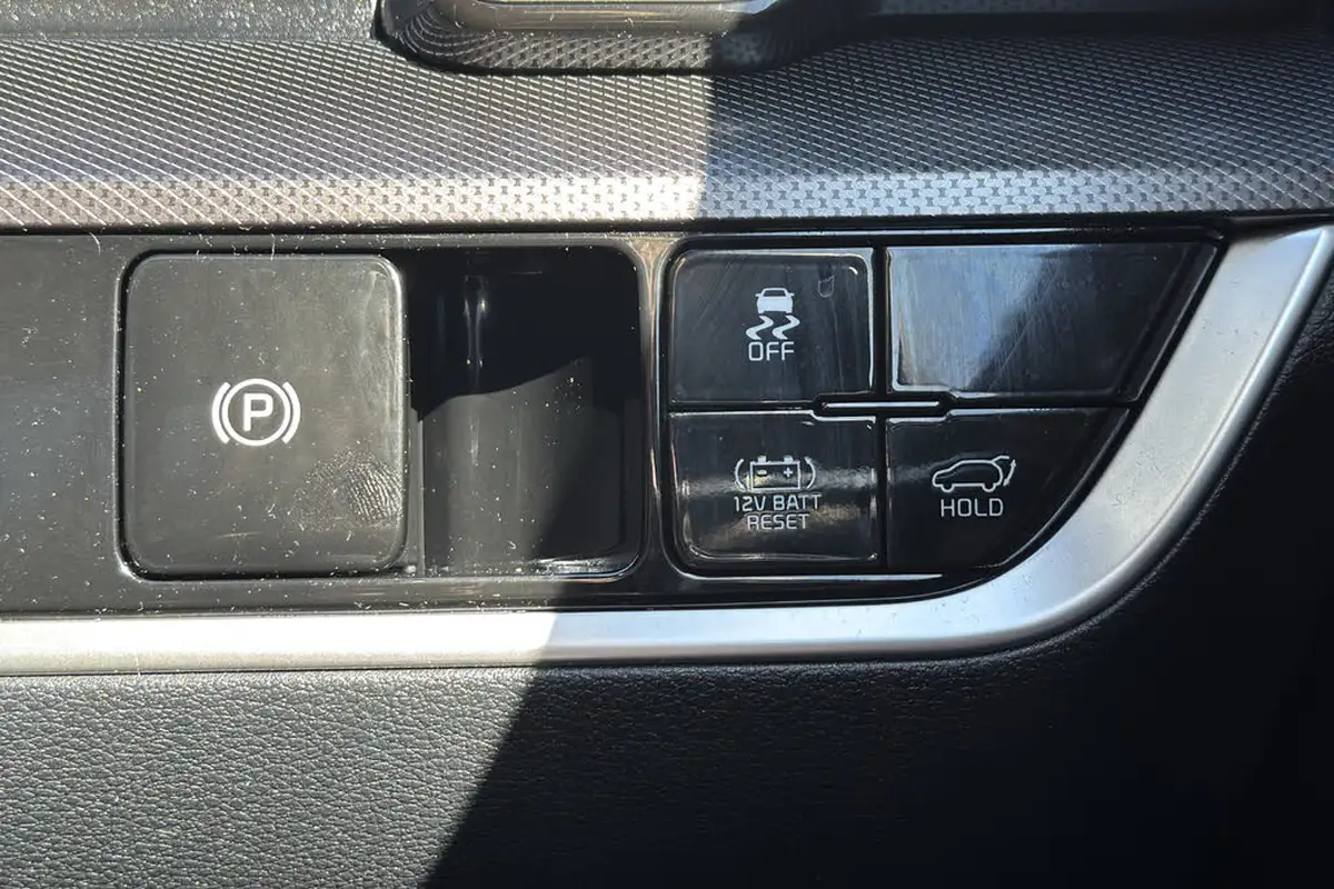2024-kia-sportage-16-t-gdi-gt-line-226bhp-hev-auto-big-30