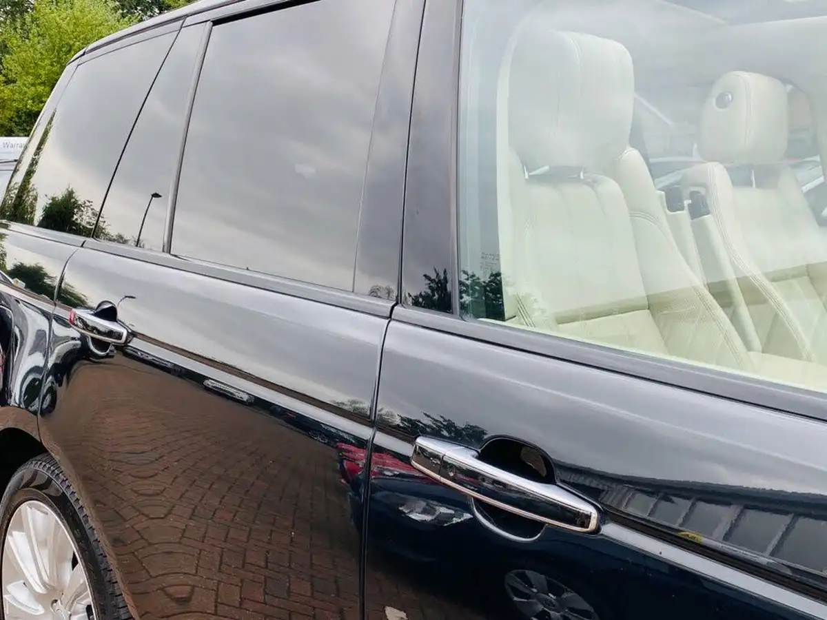 2014-land-rover-range-rover-30tdv6-vogue-se-big-15