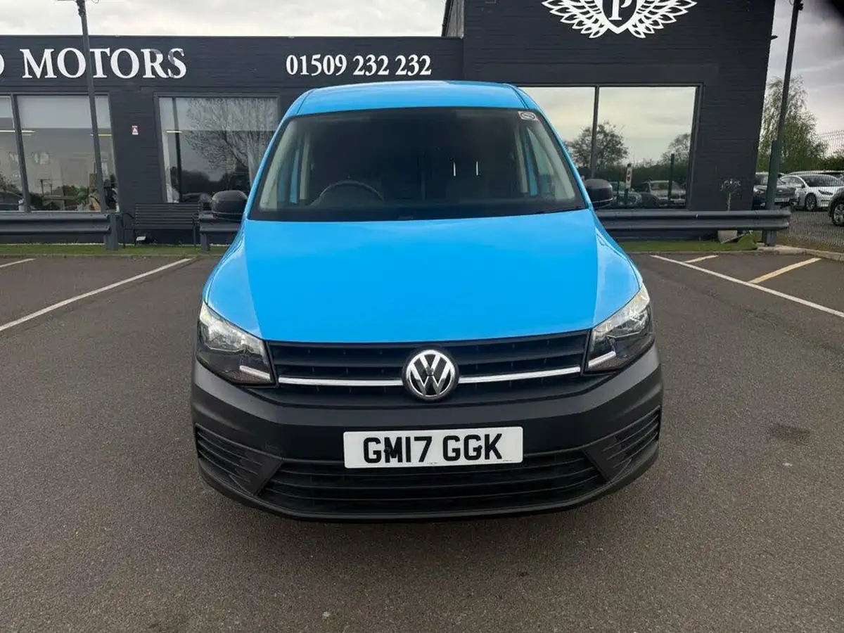 2017-volkswagen-caddy-maxi-20tdi-c20-maxi-startline-bmt-102pseu6-panel-big-1