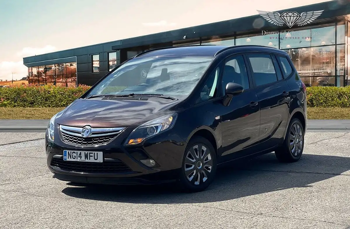 2014-vauxhall-zafira-tourer-20td-exclusiv-130ps-big-2