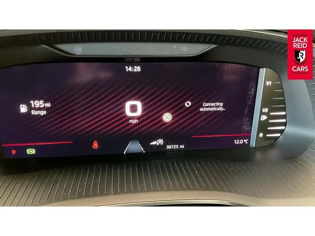2021-skoda-octavia-20tdi-vrs-4x4-hatchback-big-4