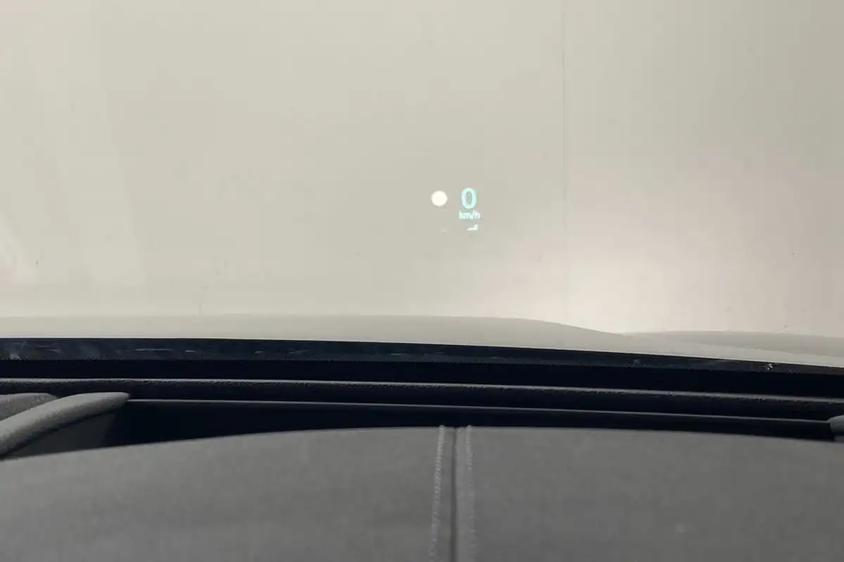 2025-byd-seal-15-design-big-44