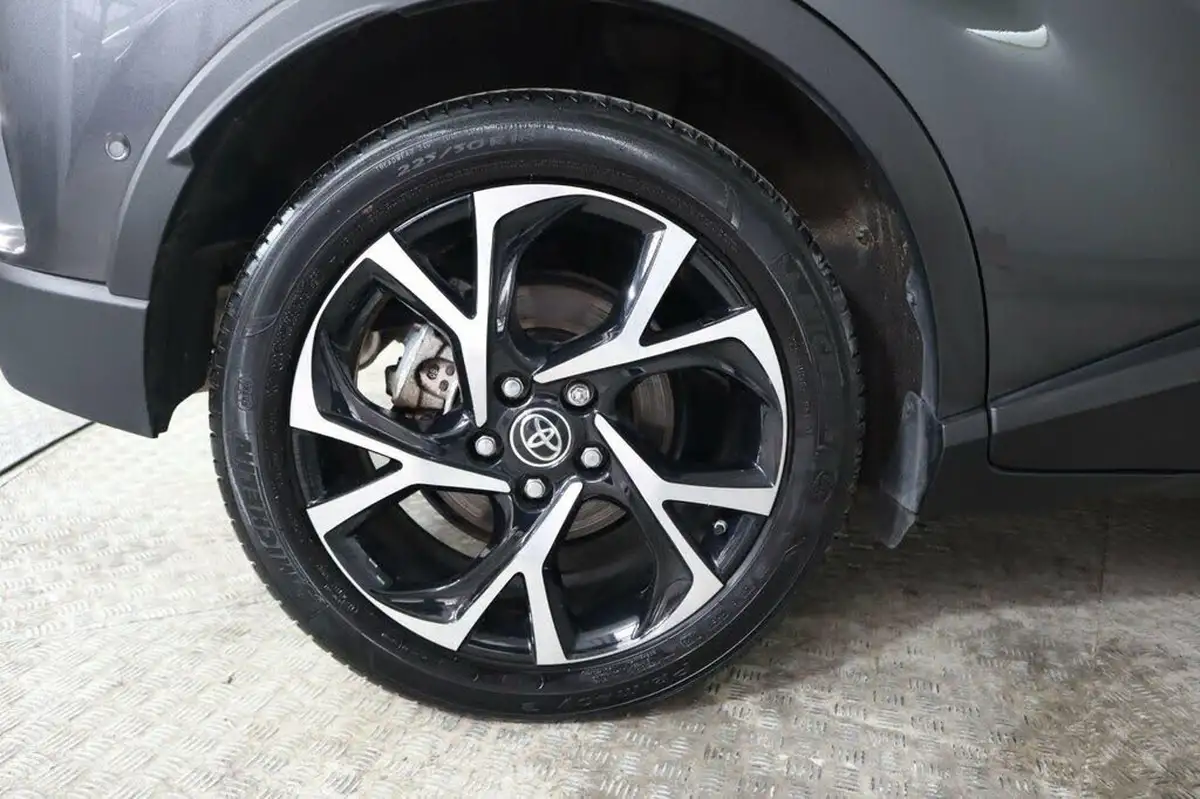 2022-toyota-c-hr-20-vvt-i-design-big-29