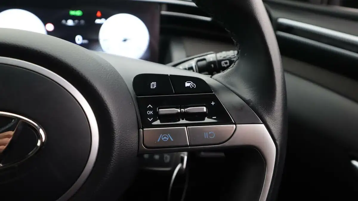 2022-hyundai-tucson-16-t-gdi-se-connect-150ps-big-25