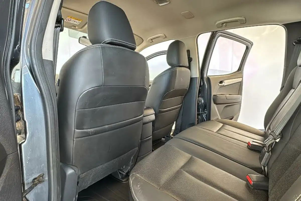 2019-isuzu-d-max-19td-utah-big-16