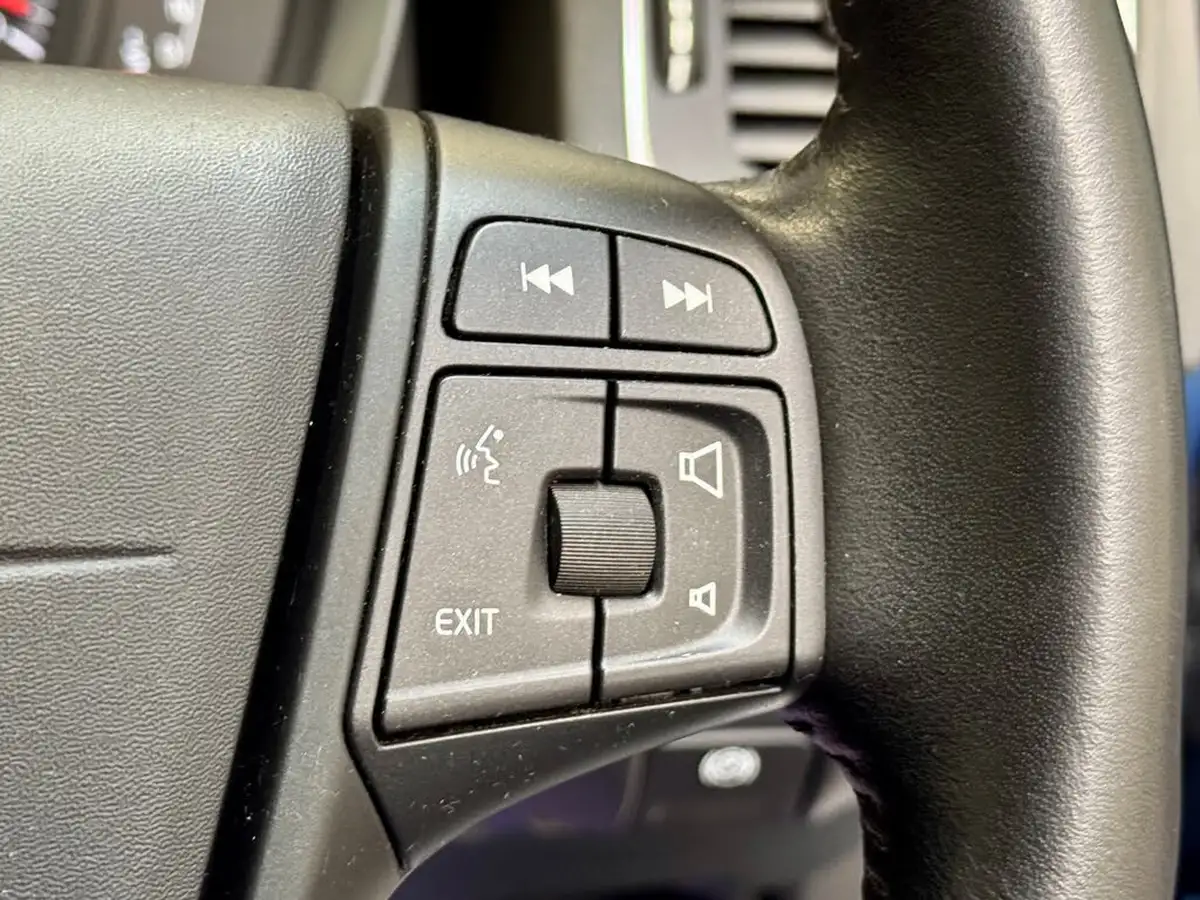 2016-volvo-v60-20-t4-business-edition-geartronic-big-19