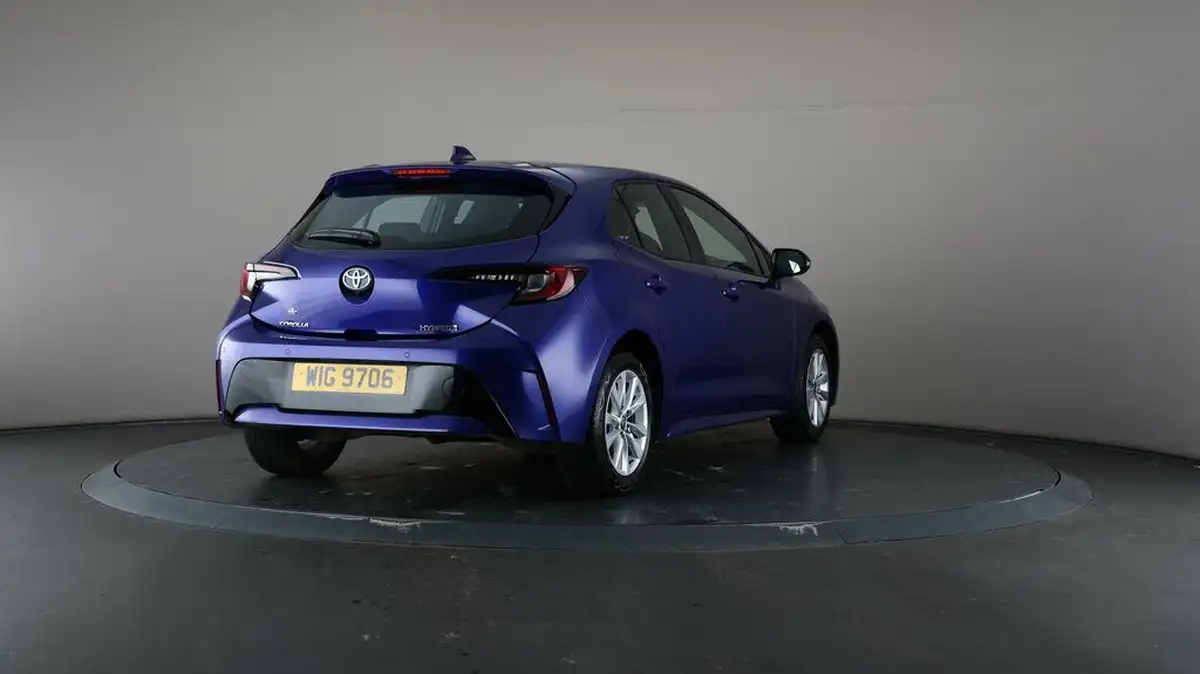 2023-toyota-corolla-18-vvt-i-icon-138bhp-hatchback-5d-big-70