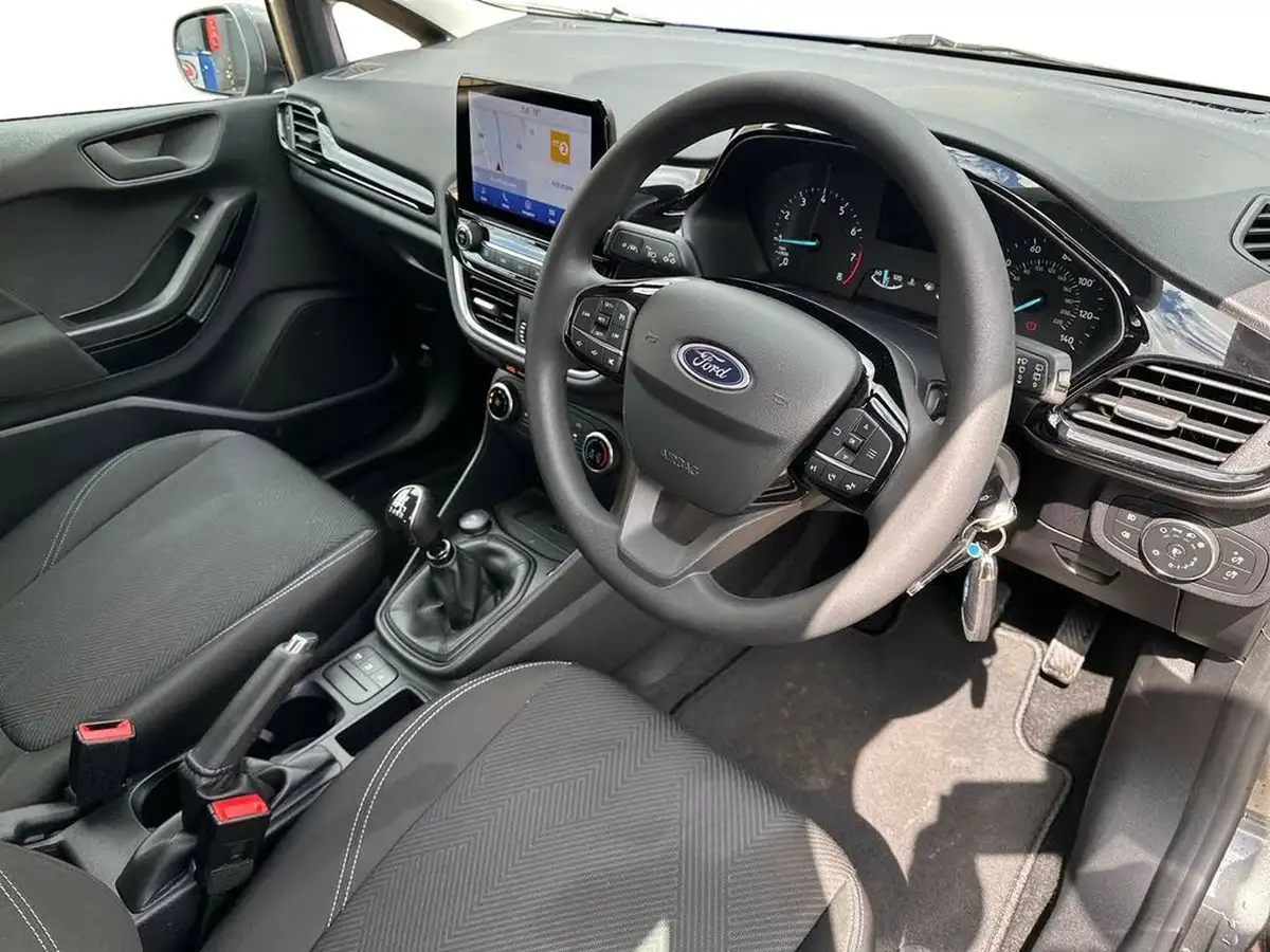 2022-ford-fiesta-10t-trend-100ps-5d-big-9