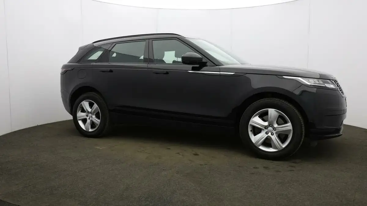 2021-land-rover-range-rover-velar-20-d200-velar-big-48