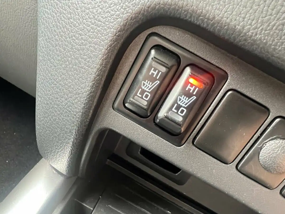 2016-mitsubishi-l200-24di-d-warrior-auto-big-40