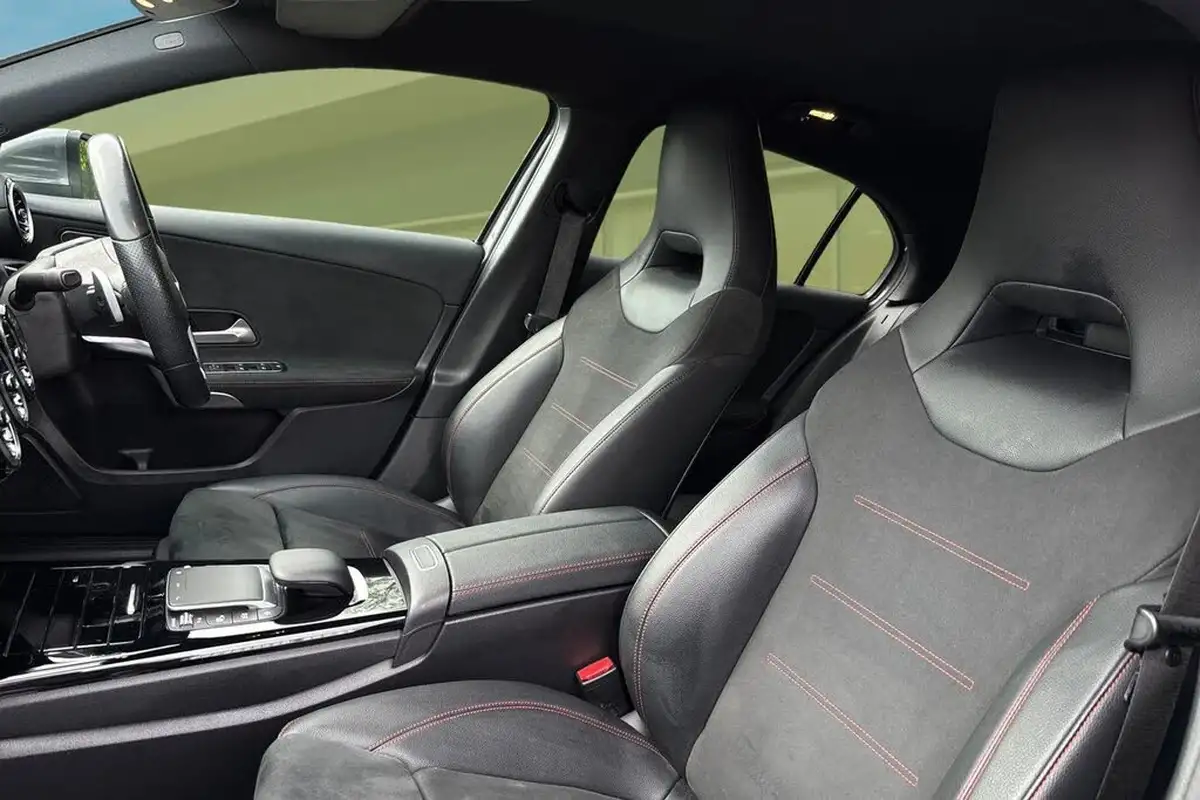 2021-mercedes-benz-a-class-13-a180-amg-line-executive-hatchback-5d-7g-dct-big-15