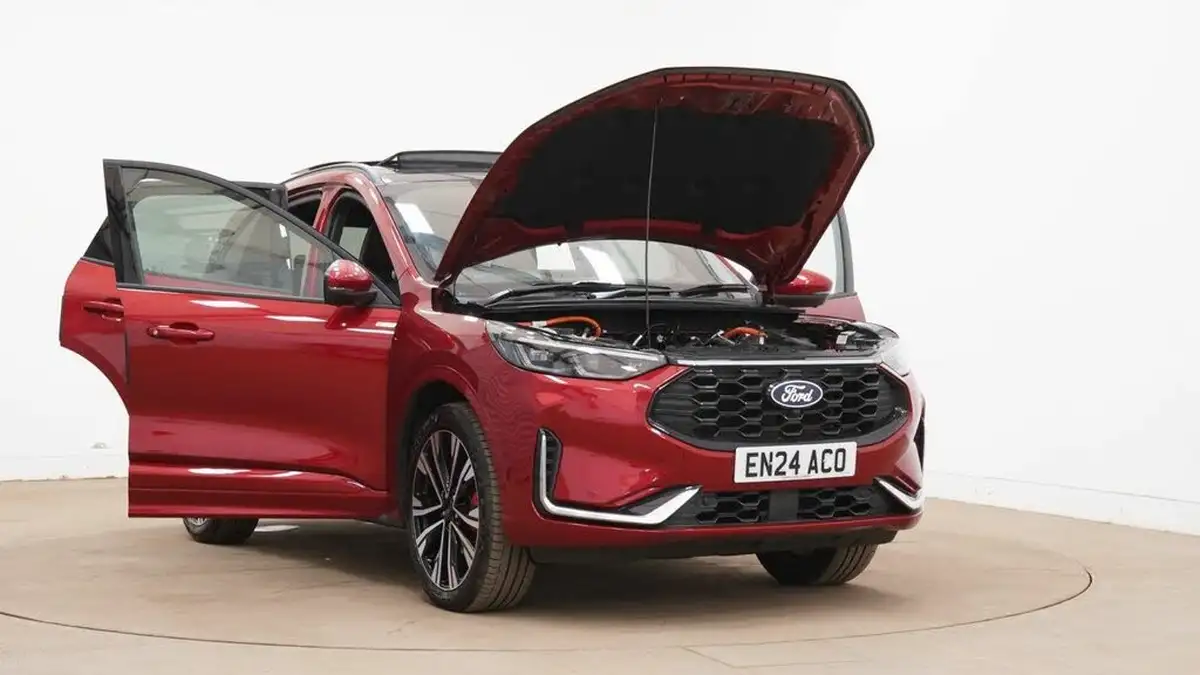 2024-ford-kuga-25t-st-line-x-183ps-awd-fhev-big-22