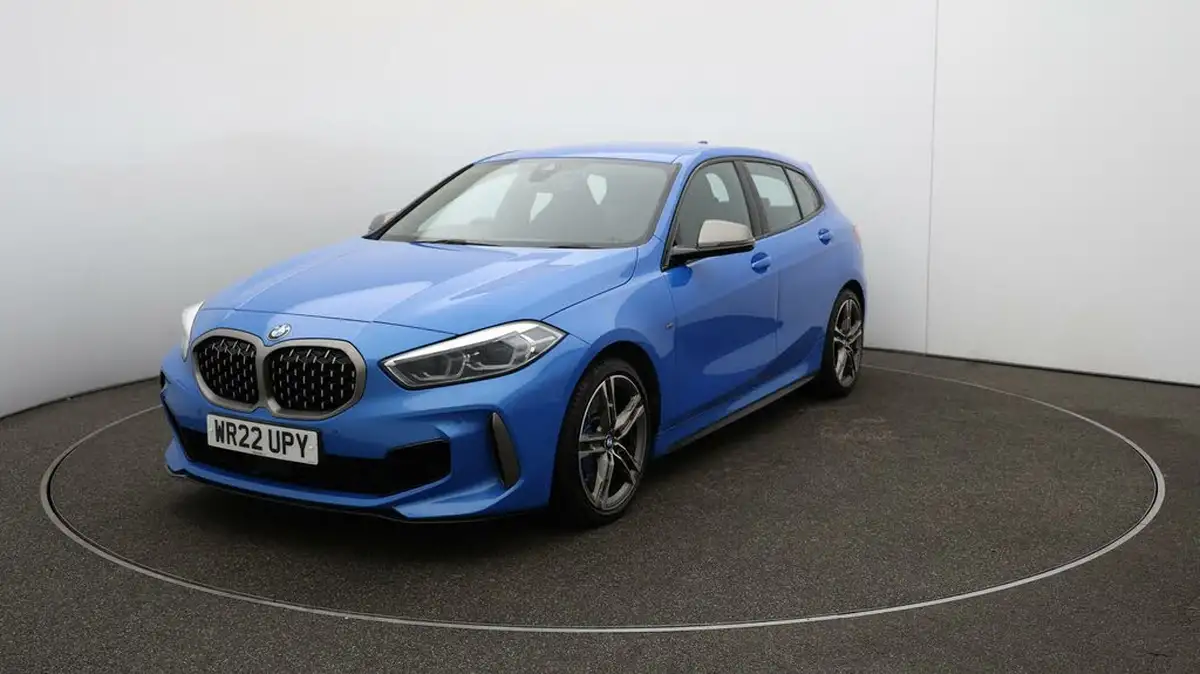 2022-bmw-1-series-20-m135i-xdrive-big-37