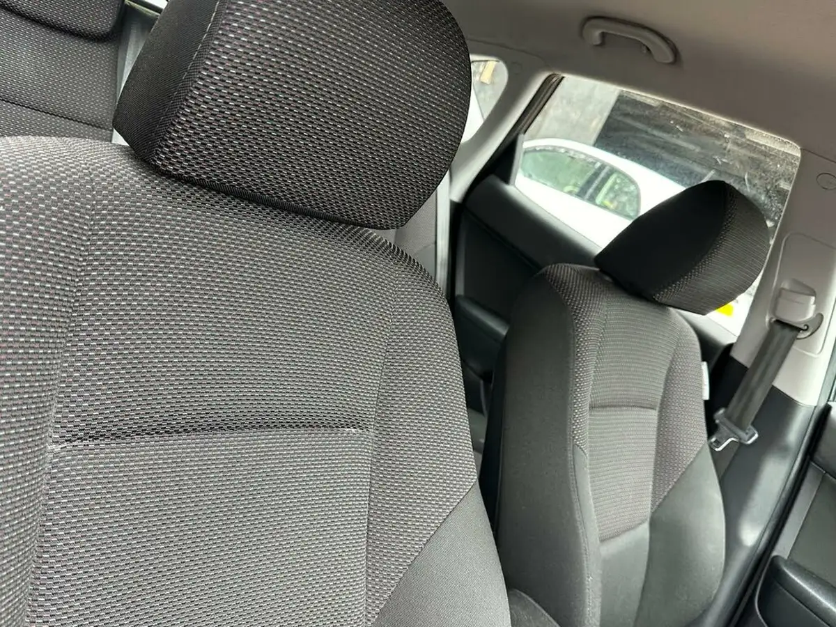 2009-hyundai-i30-14-comfort-big-5