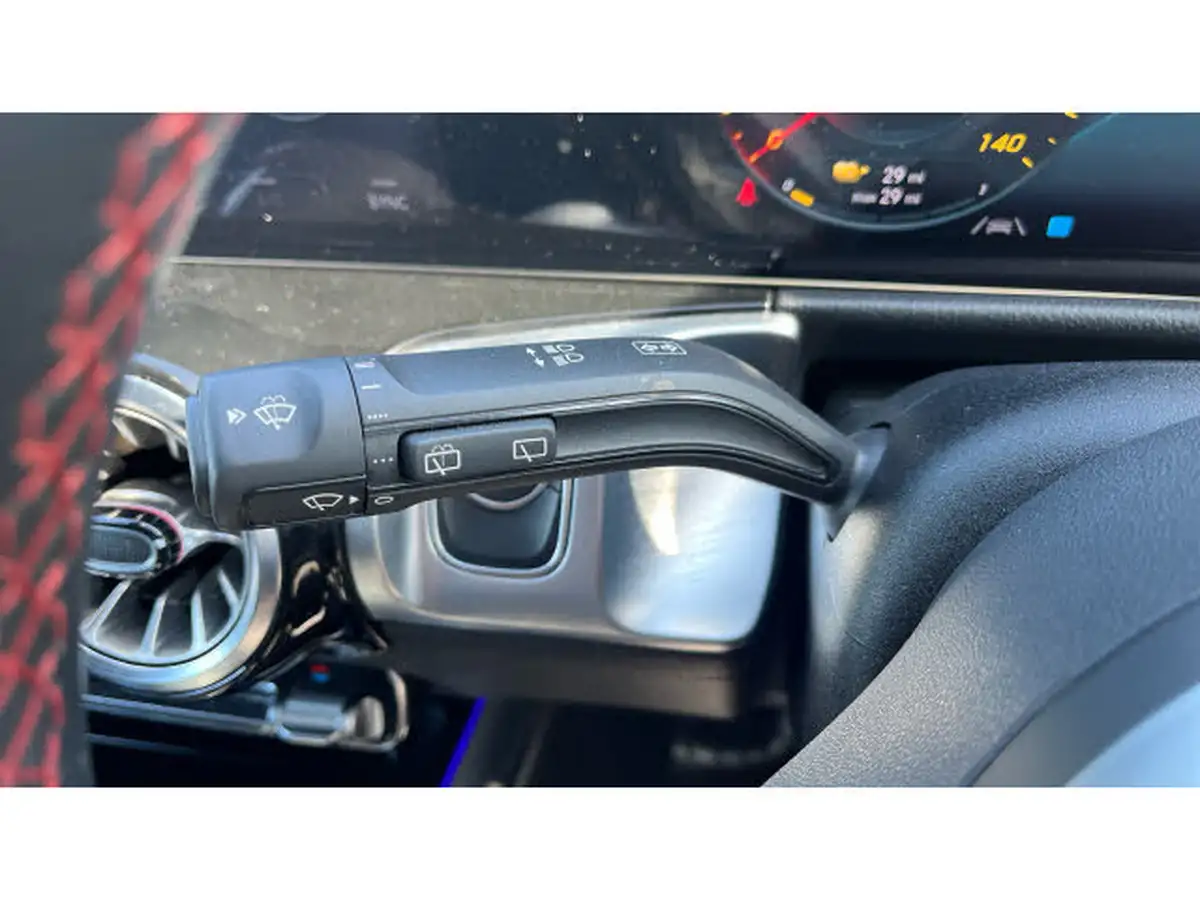 2022-mercedes-benz-eqb-e-eqb-300-amg-line-big-44