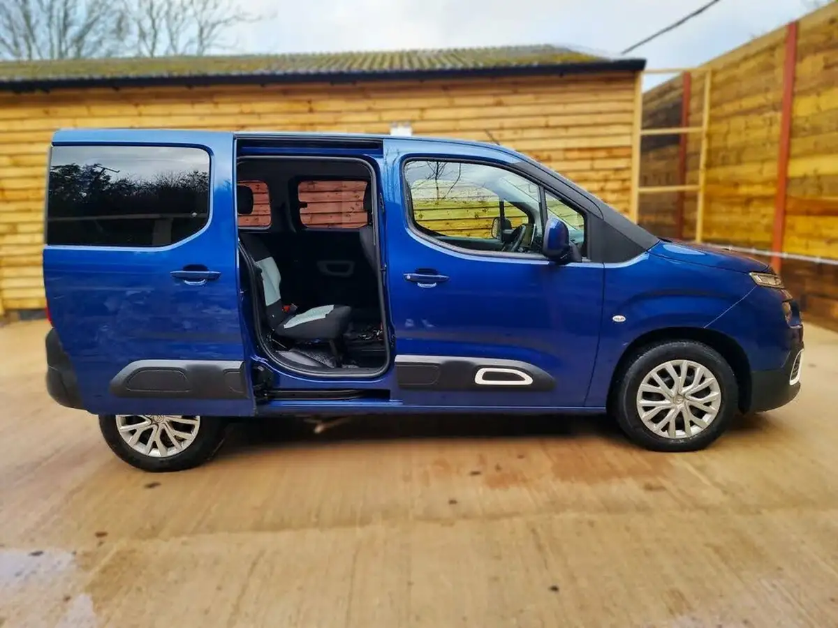 2019-citroen-berlingo-15bluehdi-feel-m-size-130ps-eat8-big-7