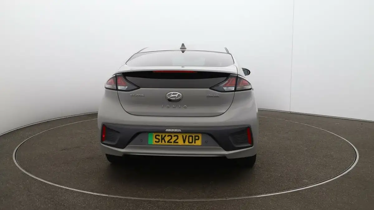 2022-hyundai-ioniq-e-premium-se-electric-big-59
