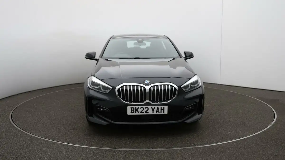 2022-bmw-1-series-15-118i-m-sport-lcp-dct-big-33