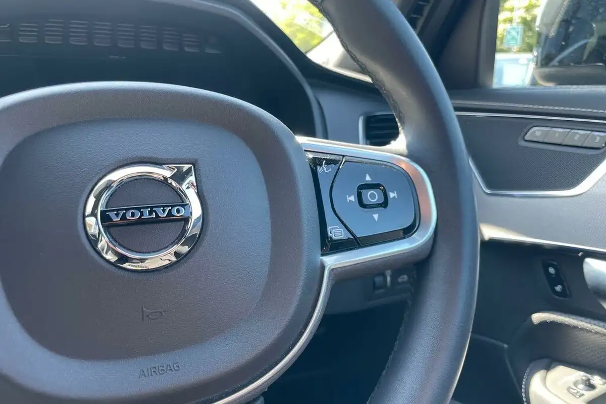 2022-volvo-xc90-20-t8-r-design-455bhp-big-37