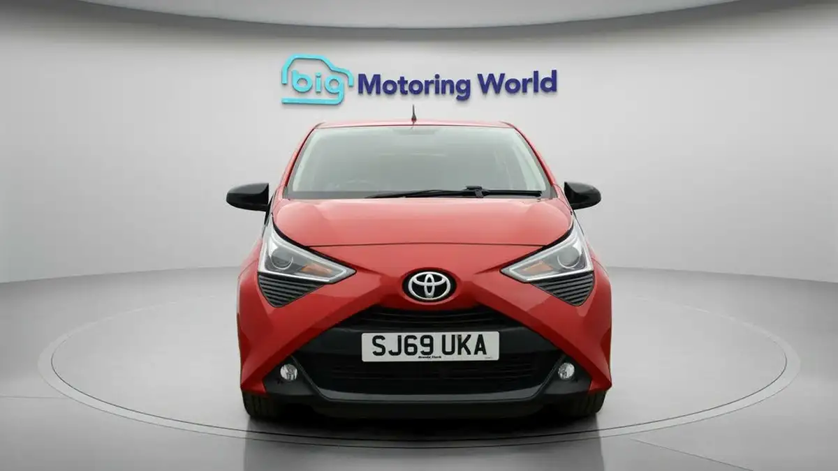 2019-toyota-aygo-10-vvt-i-x-trend-big-1