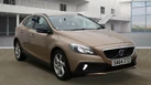 2014-volvo-v40-16td-d2-cross-country-lux-small-6