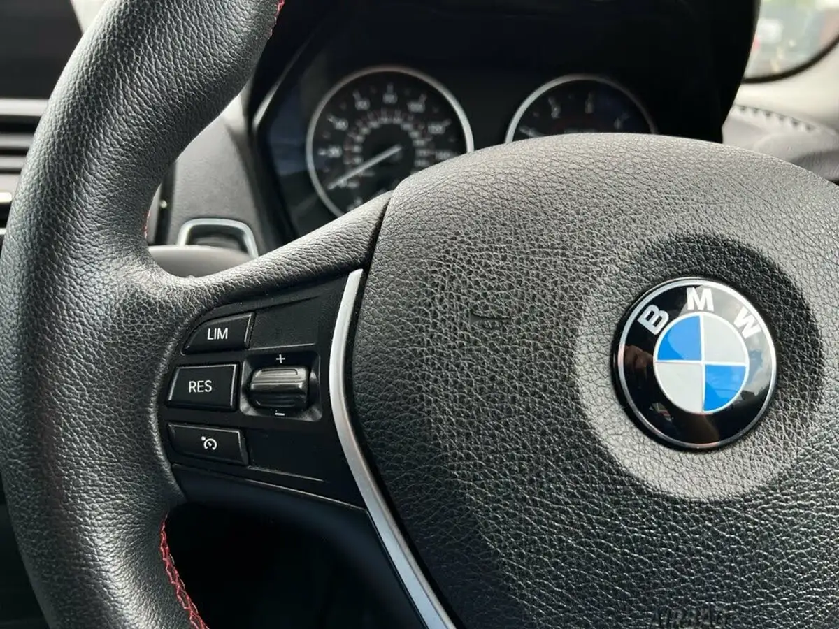 2016-bmw-1-series-15td-116d-sport-5d-big-11