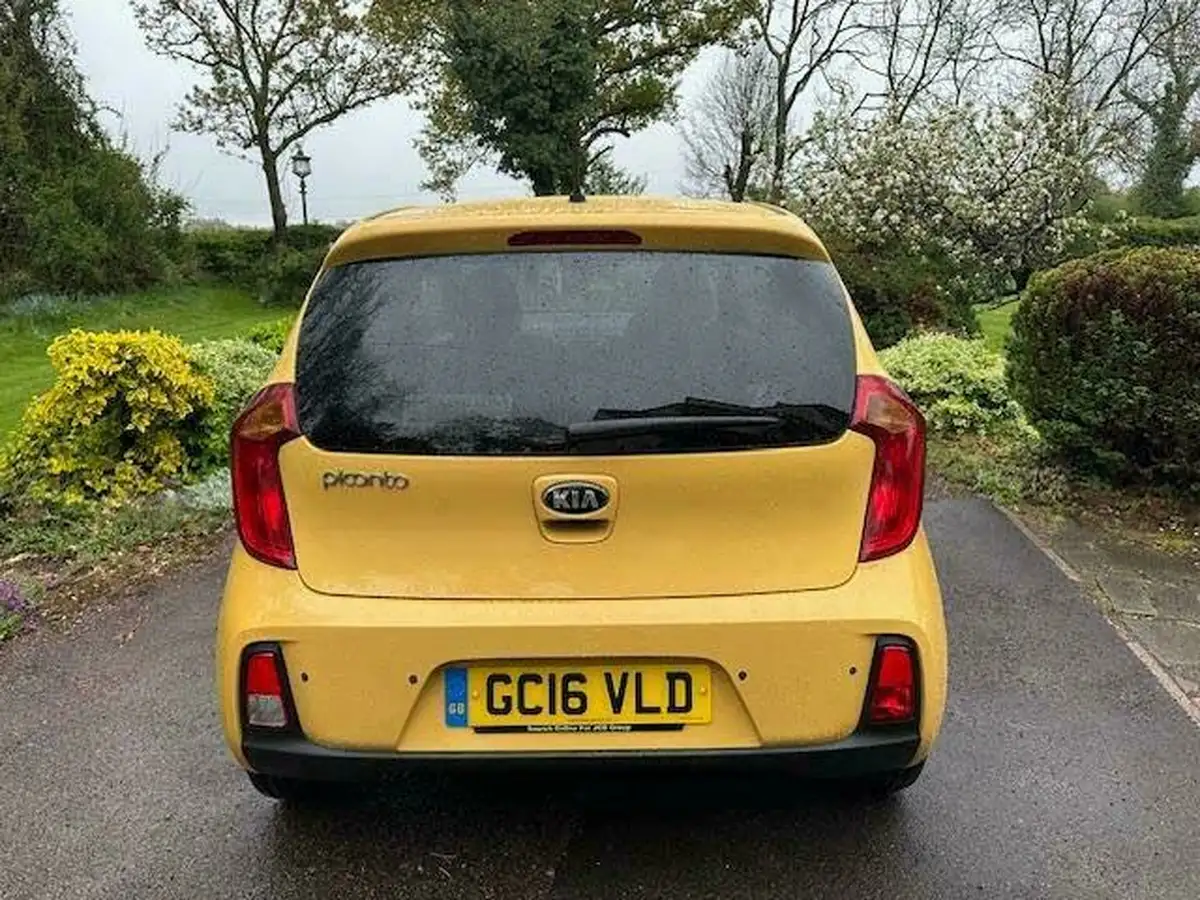 2016-kia-picanto-10-sr7-3d-big-7