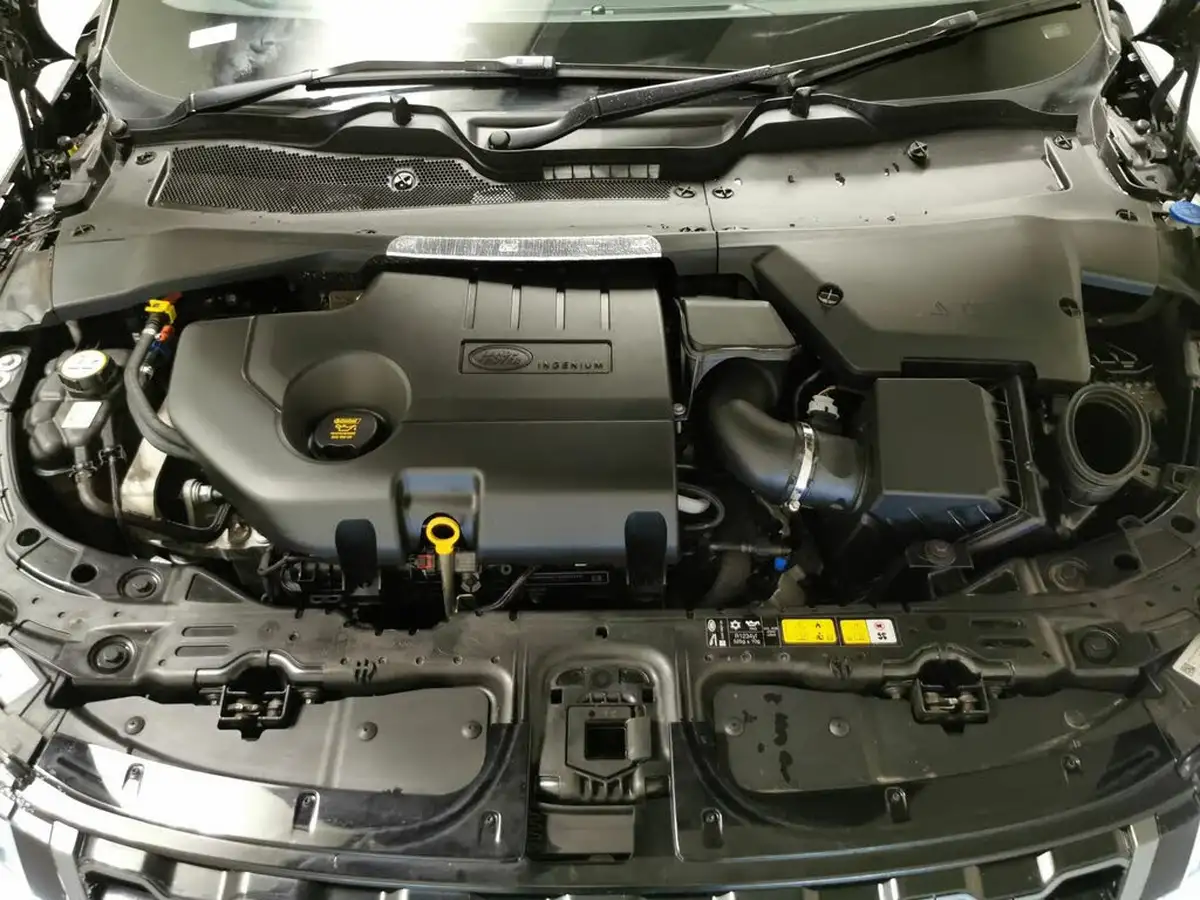 2020-land-rover-range-rover-evoque-20-d150-r-dynamic-big-38