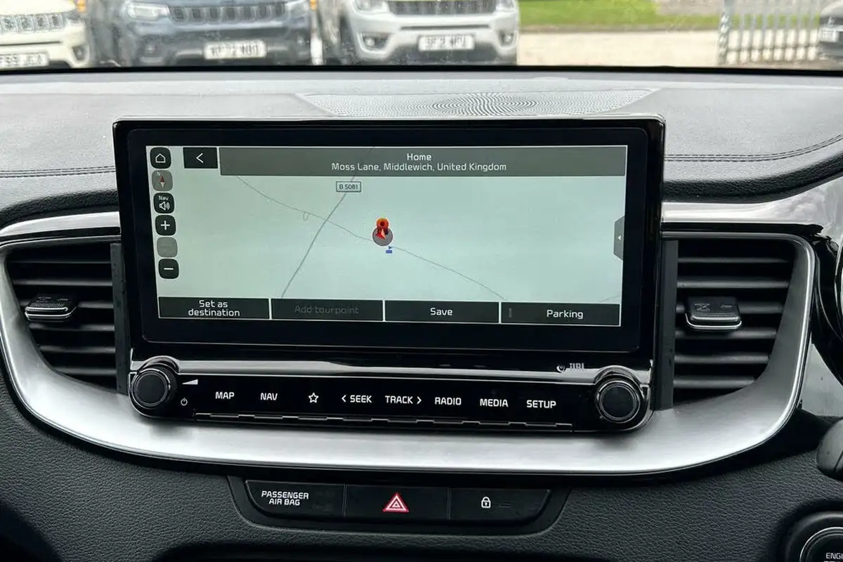 2021-kia-xceed-15-t-gdi-4-big-10