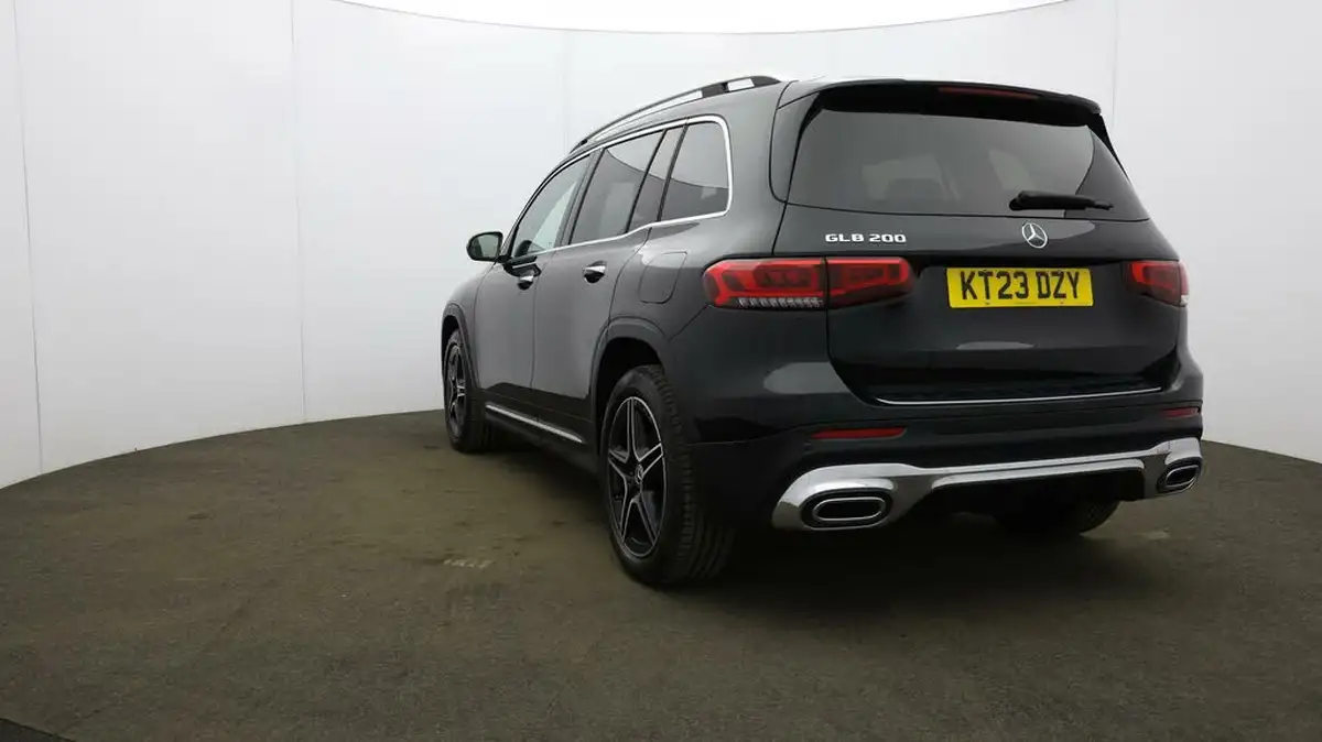 2023-mercedes-benz-glb-class-13-glb200-amg-line-premium-big-34
