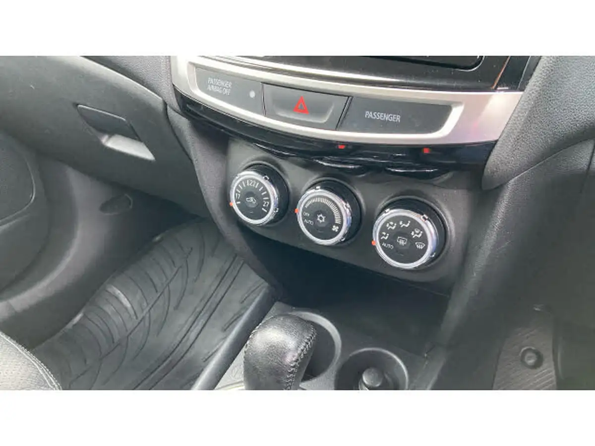 2015-mitsubishi-asx-22di-d-zc-h-big-23