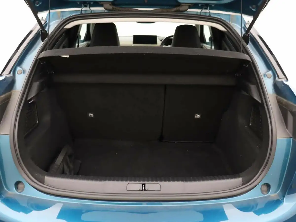 2019-ds-ds-3-crossback-12-puretech-prestige-155ps-eat8-big-16