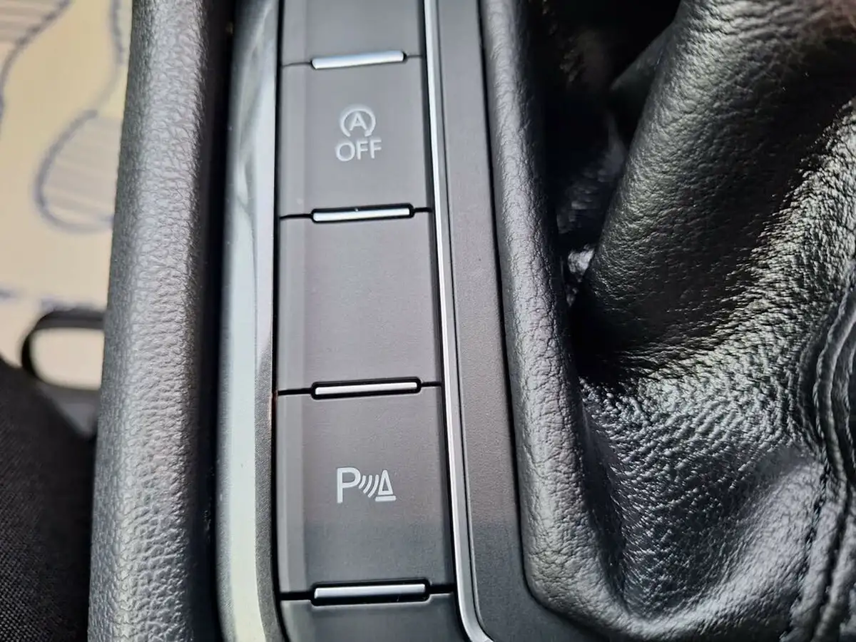 2016-volkswagen-tiguan-20-tsi-sel-dsg-big-34