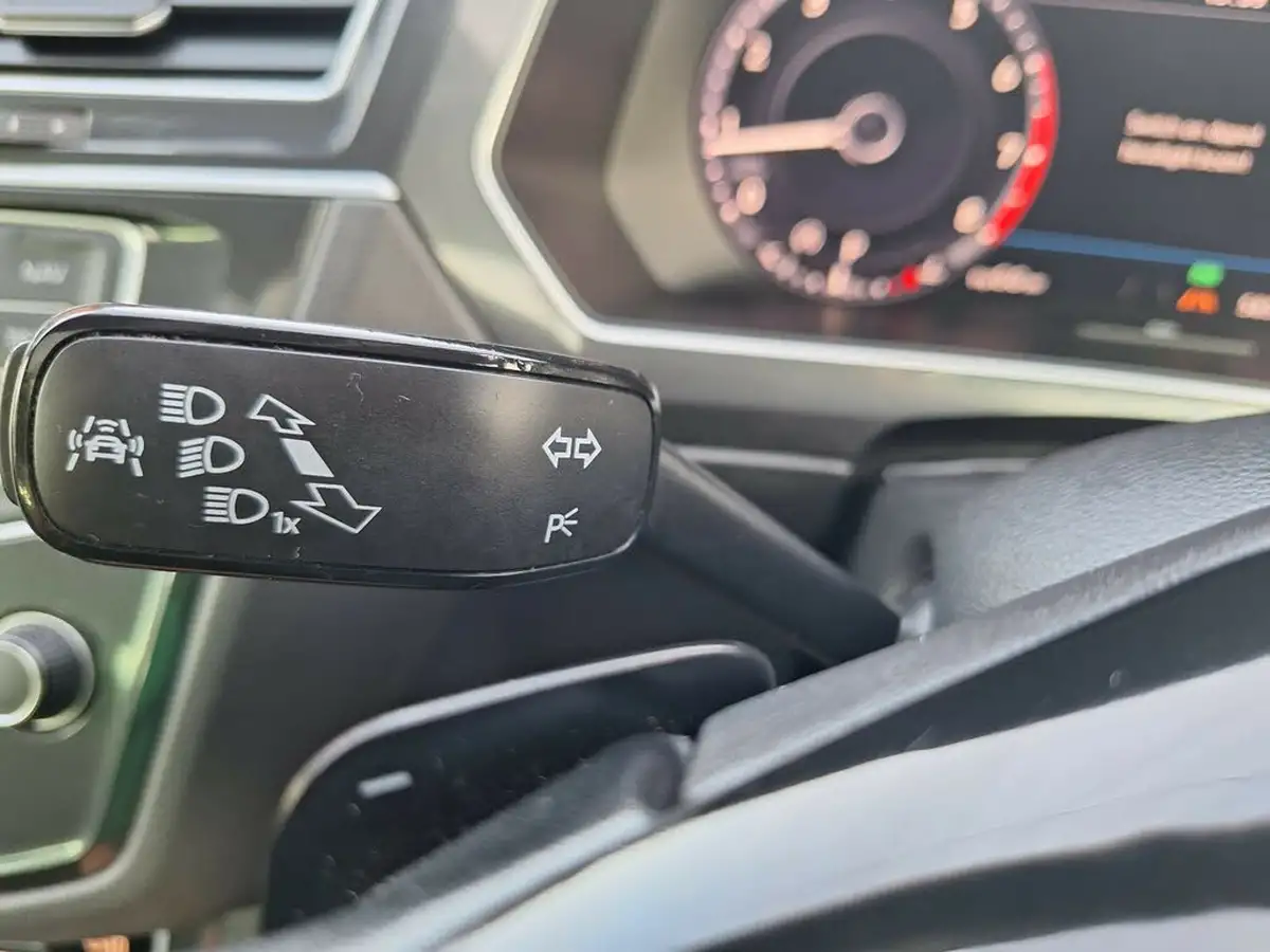 2016-volkswagen-tiguan-20-tsi-sel-dsg-big-62