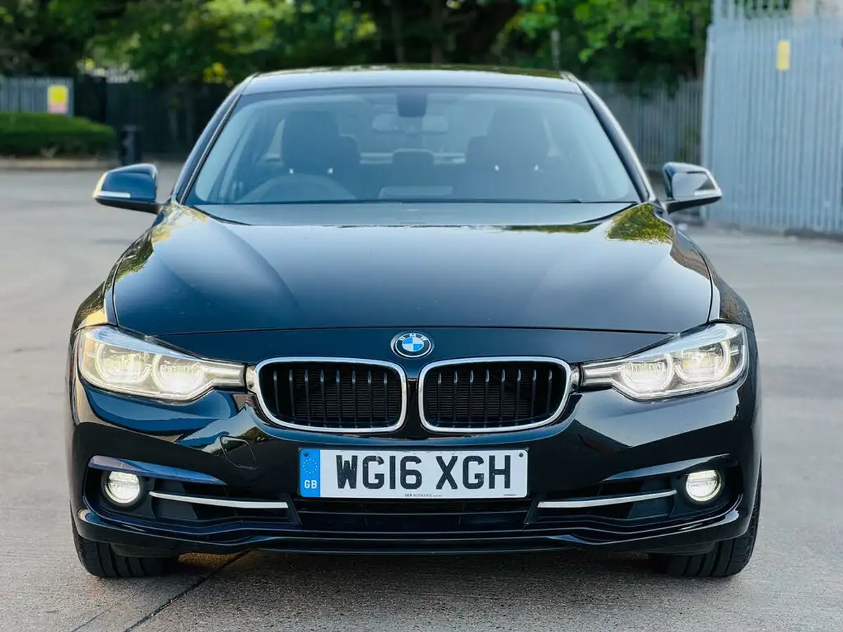 2016-bmw-3-series-20-320i-sport-saloon-4d-auto-big-41