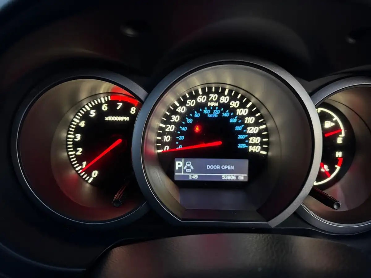 2010-suzuki-grand-vitara-big-12