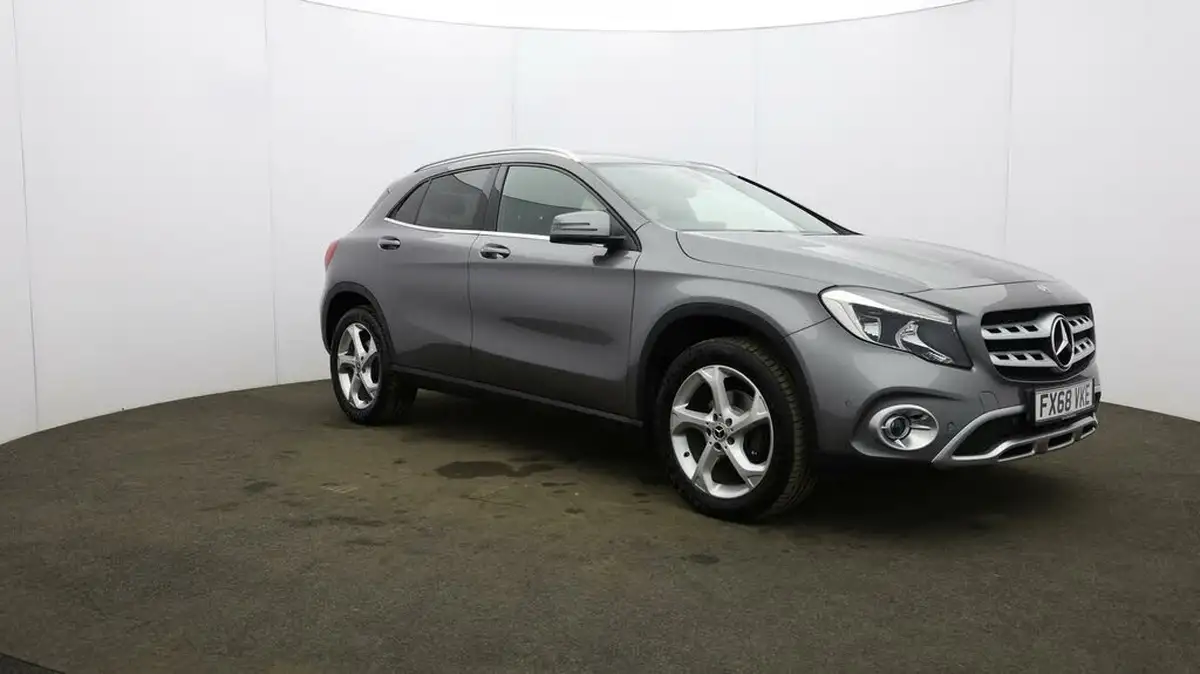 2018-mercedes-benz-gla-class-21d-gla-220d-sport-177ps-executivess-big-47