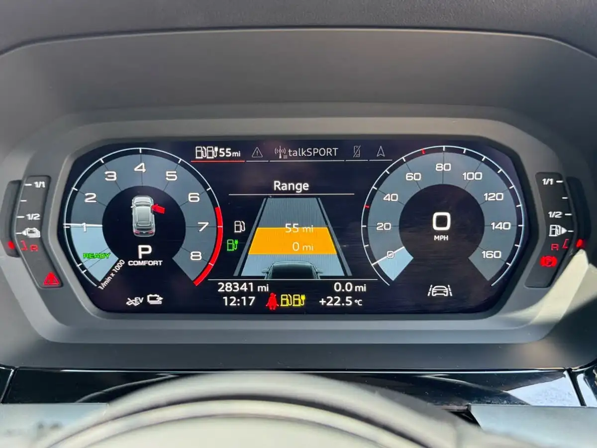 2021-audi-a3-14-40-tfsi-e-sport-big-35