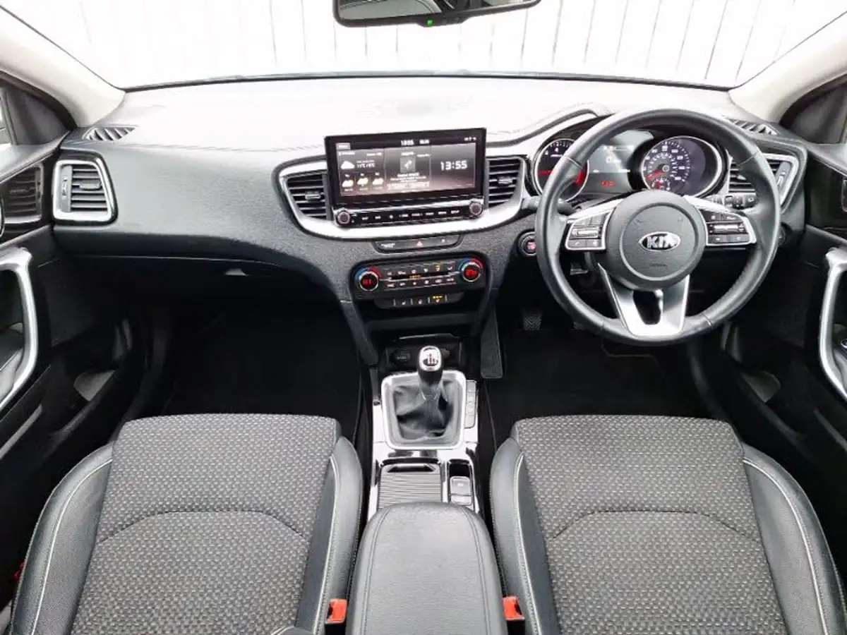 2020-kia-xceed-14-t-gdi-3-big-3