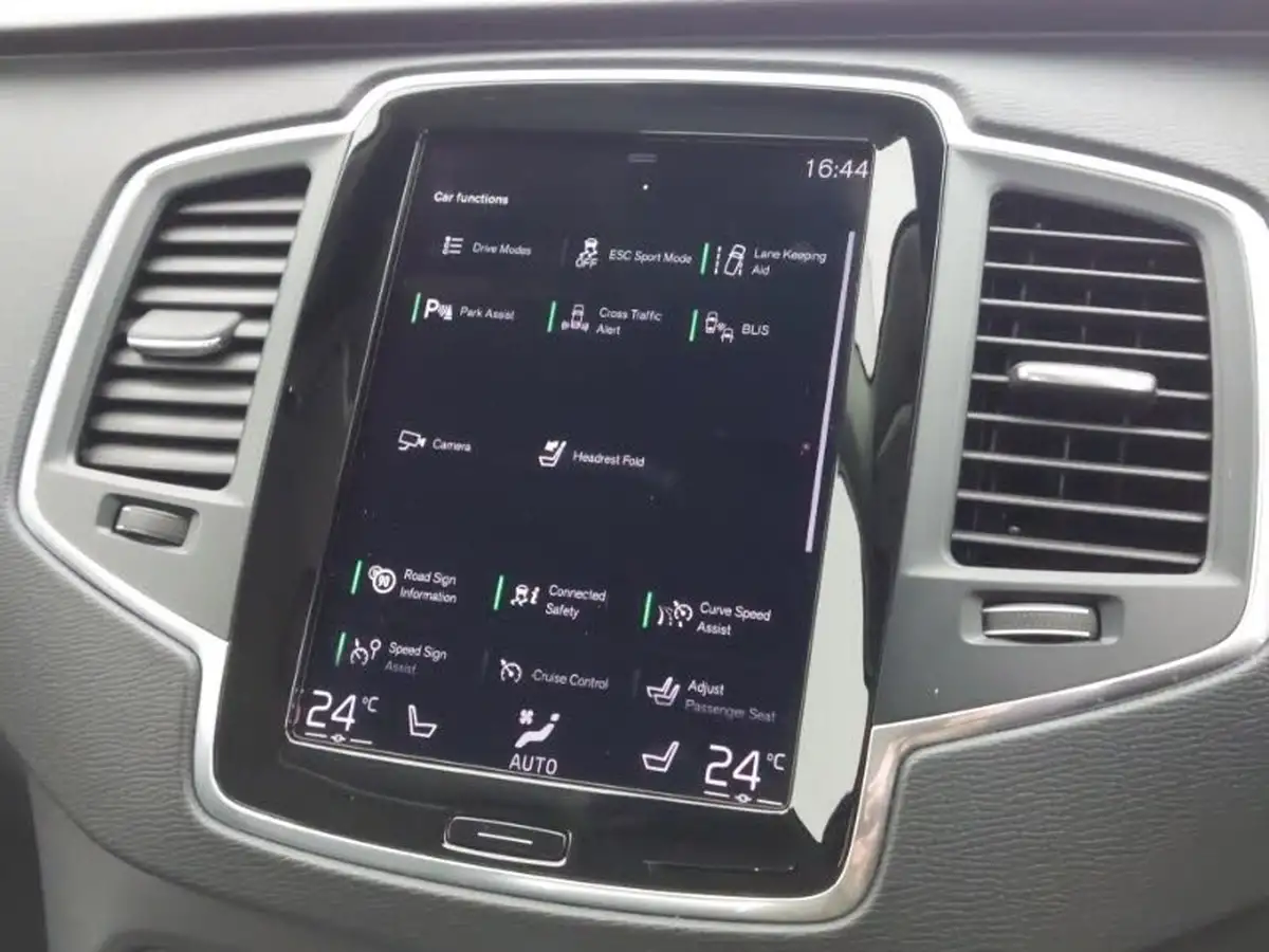 2022-volvo-xc90-20td-b5-momentum-big-11