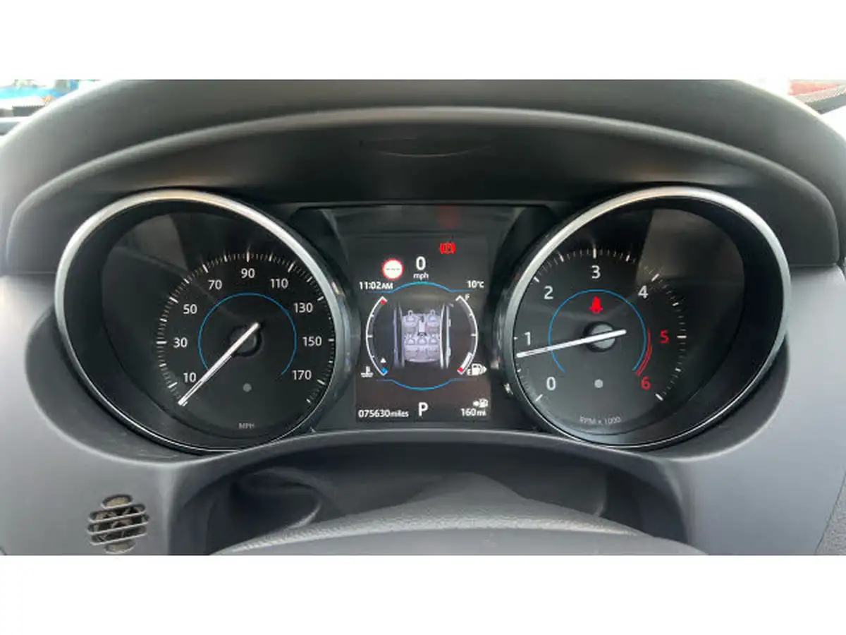 2017-jaguar-xe-20d-portfolio-180ps-ss-1999cc-auto-big-17