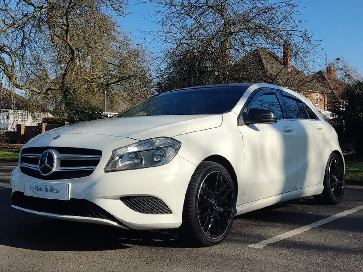 2013-mercedes-benz-a-class-15-cdi-a180-se-109ps-blue-f-big-11