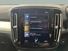 2022-volvo-xc40-15-t3-momentum-small-28