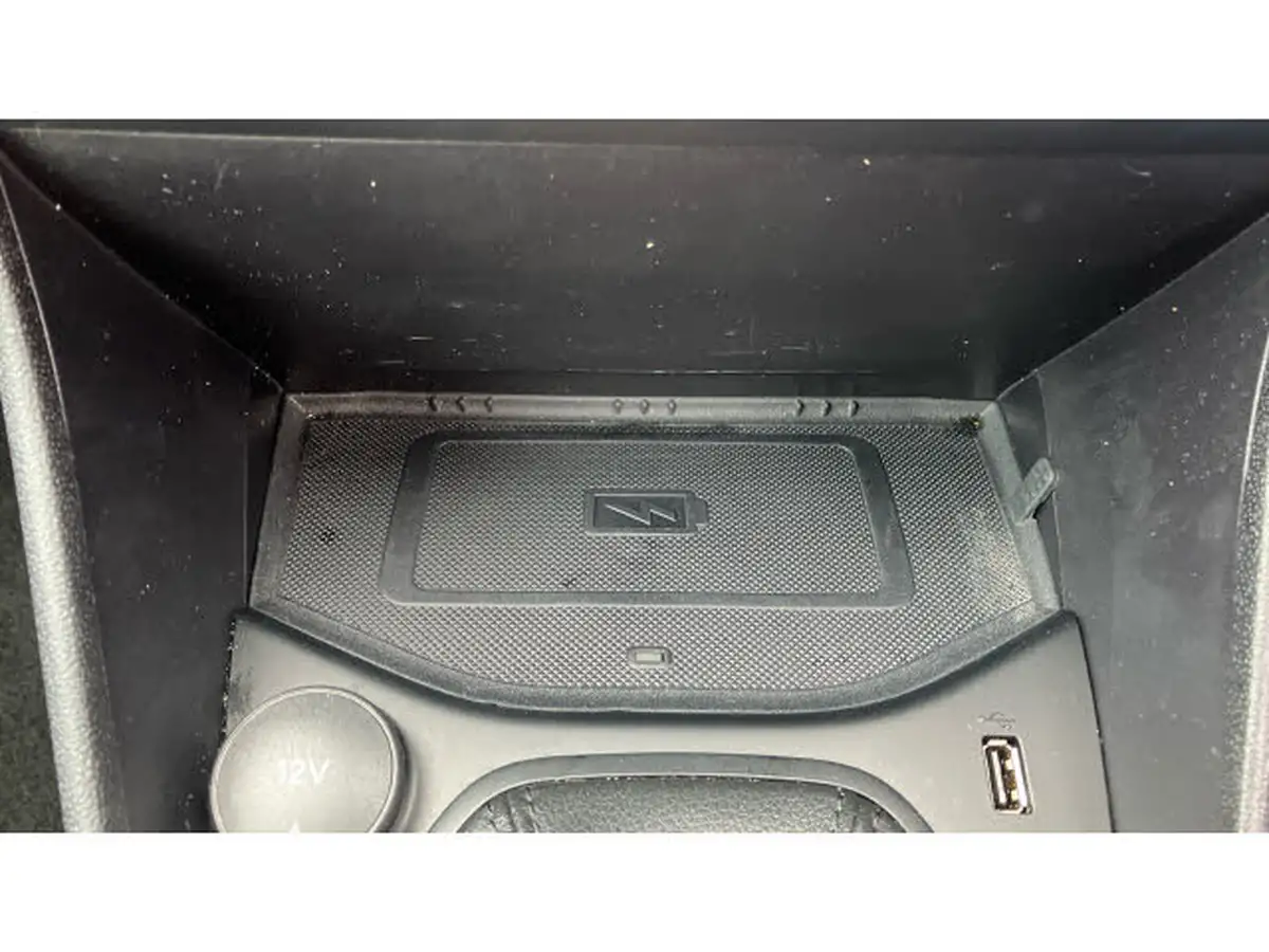 2022-ford-fiesta-10t-trend-100ps-5d-big-24