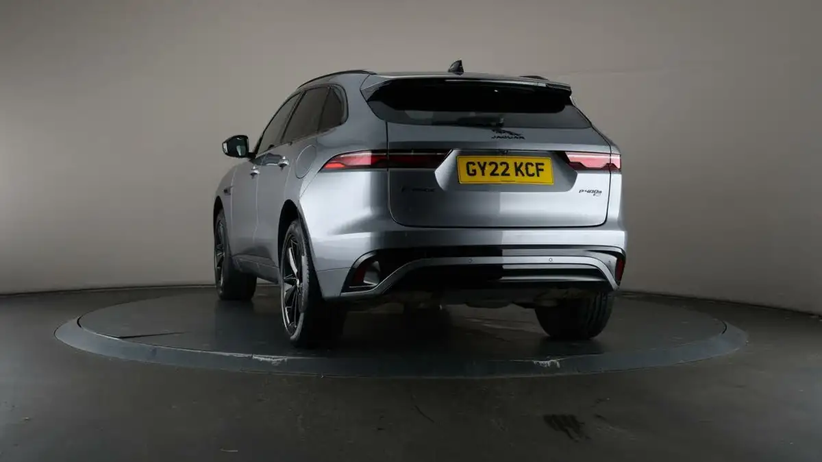2022-jaguar-f-pace-20-p250-r-dynamic-black-big-57
